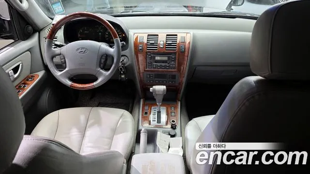 Hyundai Terracan — интерьер