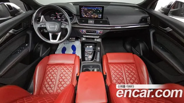 Audi SQ5 — интерьер