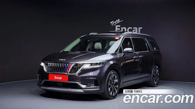 Kia Carnival — экстерьер