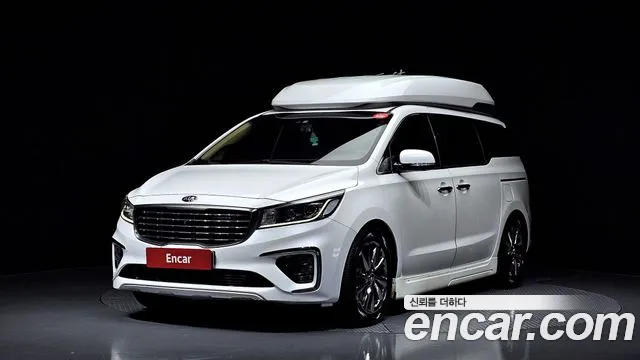 Kia Carnival — экстерьер