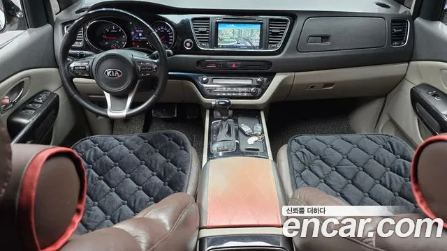 Kia Carnival — интерьер