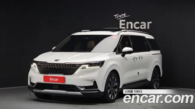 Kia Carnival — экстерьер