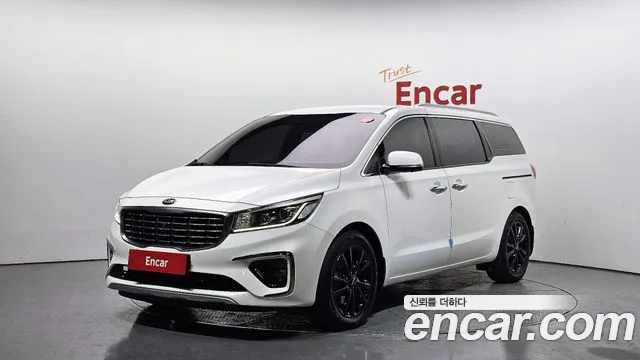 Kia Carnival — экстерьер