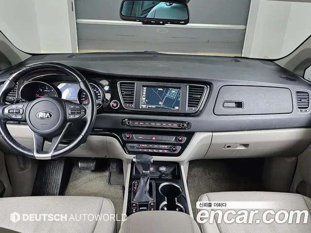 Kia Carnival — интерьер