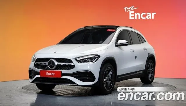 Mercedes-Benz GLA-класс