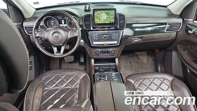 Mercedes-Benz GLS-класс — интерьер