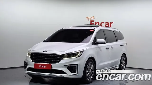 Kia Carnival — экстерьер