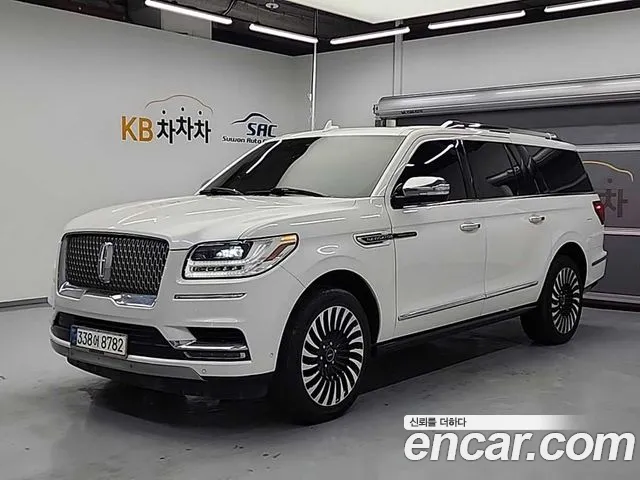 Lincoln Navigator