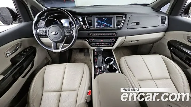 Kia Carnival — интерьер