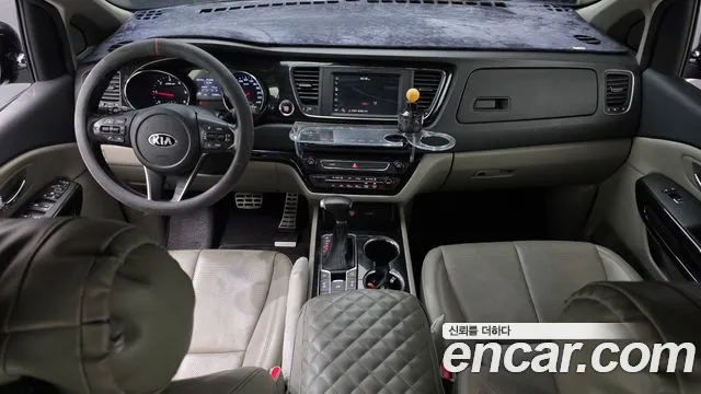 Kia Carnival — интерьер