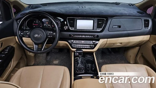 Kia Carnival — интерьер