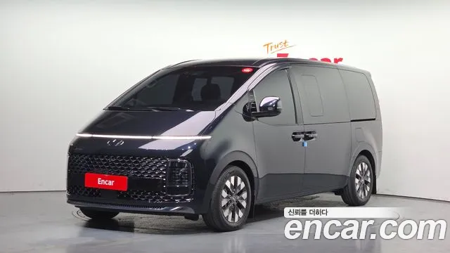 Hyundai Staria