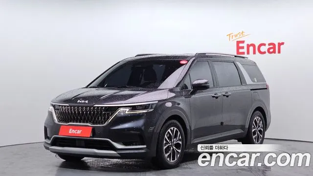 Kia Carnival — экстерьер