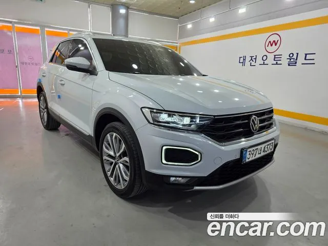 Volkswagen T-Roc — интерьер