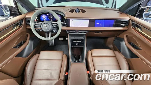 Porsche Macan — интерьер