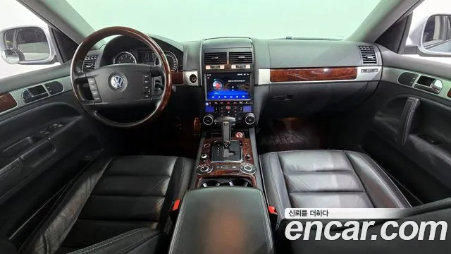 Volkswagen Touareg — интерьер