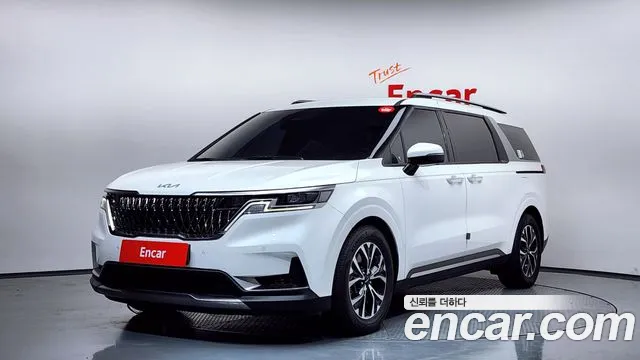 Kia Carnival — экстерьер