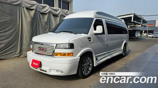 GMC Savana