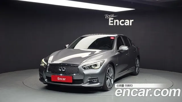 Infiniti Q50