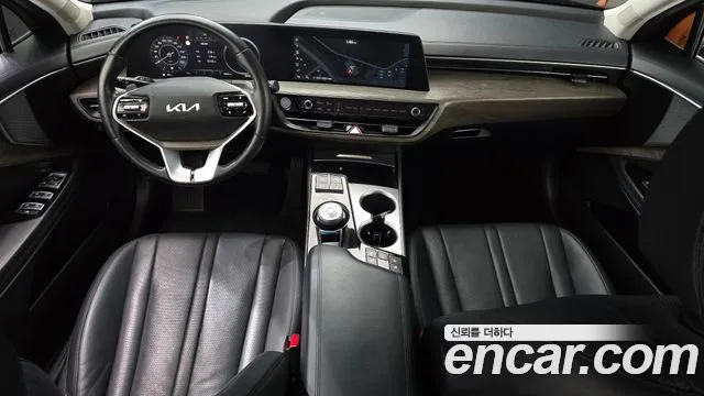 Kia K8 — интерьер