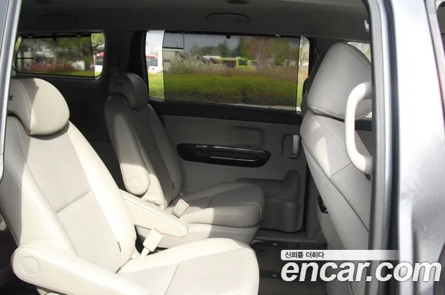 Kia Carnival — интерьер