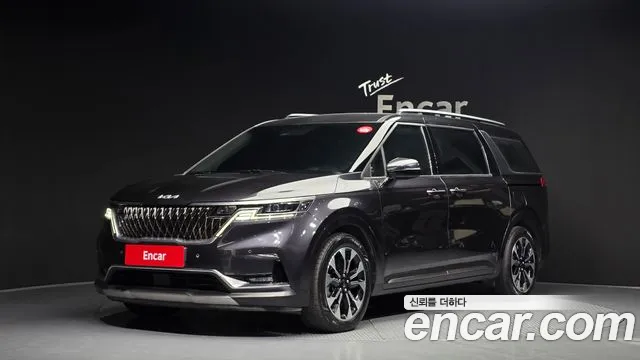 Kia Carnival — экстерьер