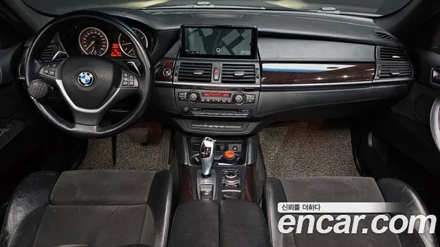BMW X6 — интерьер