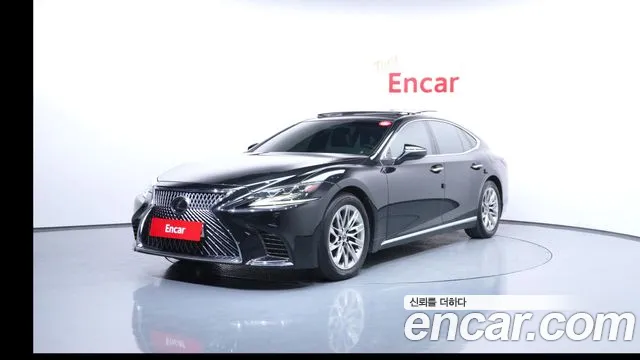 Lexus LS