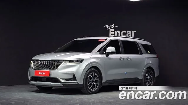 Kia Carnival — экстерьер