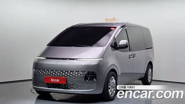 Hyundai Staria