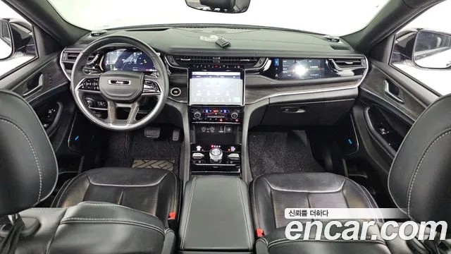 Jeep Cherokee — интерьер