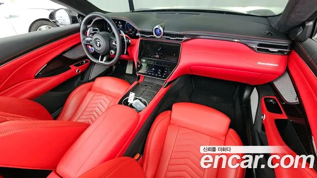 Maserati GranCabrio — интерьер