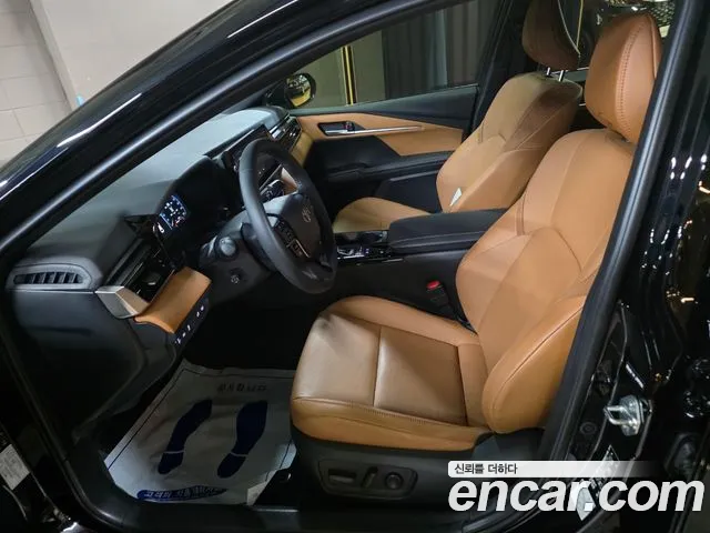 Toyota Camry — интерьер