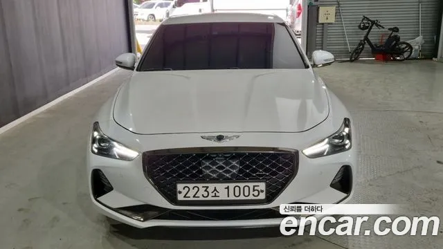 Genesis G70