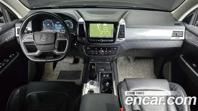 KG Mobility Rexton — интерьер