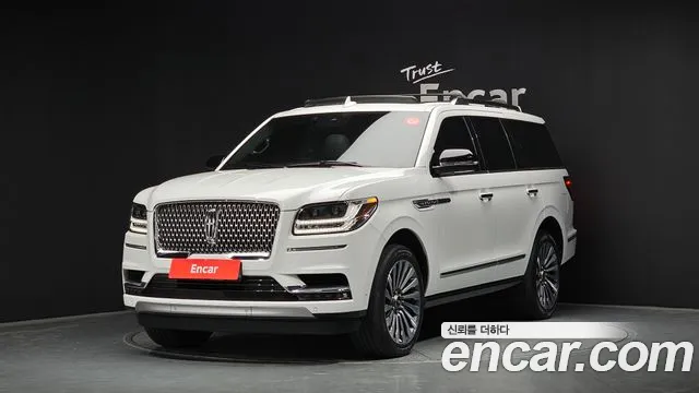 Lincoln Navigator