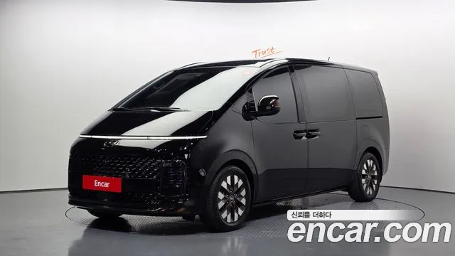 Hyundai Staria