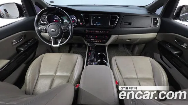 Kia Carnival — интерьер