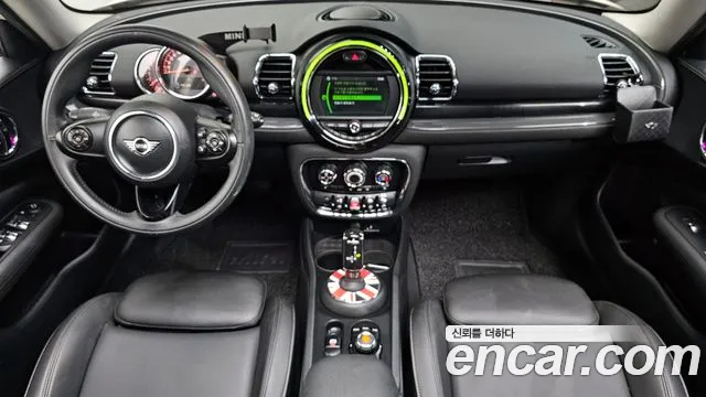 MINI Clubman — интерьер