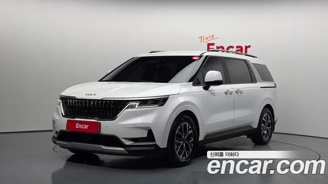 Kia Carnival — экстерьер
