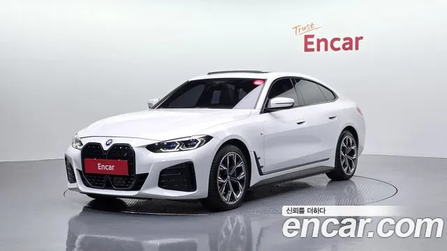 BMW i4