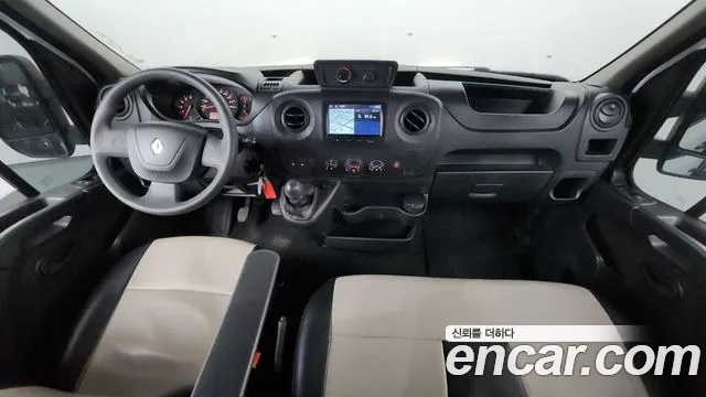 Renault Korea Master — интерьер