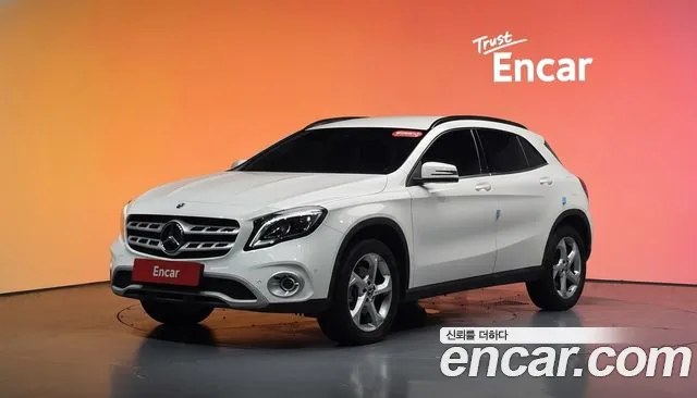 Mercedes-Benz GLA-класс