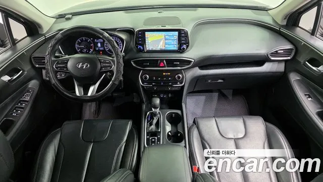 Hyundai Santa Fe — интерьер