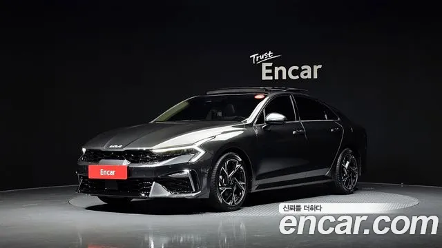 Kia K5 — экстерьер