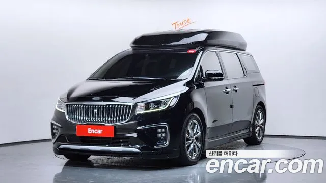 Kia Carnival — экстерьер