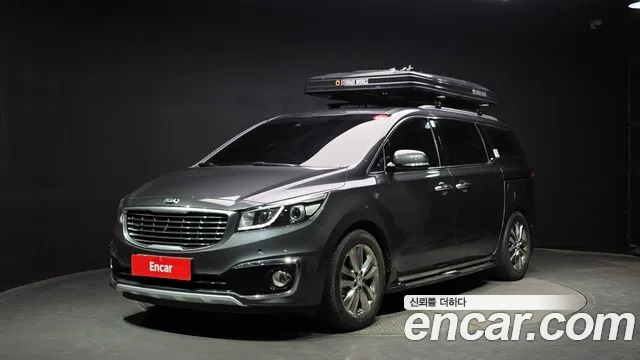 Kia Carnival — экстерьер