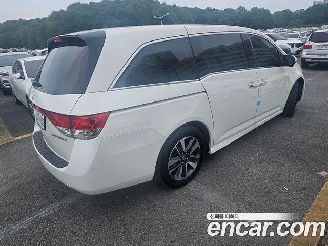 Honda Odyssey — интерьер