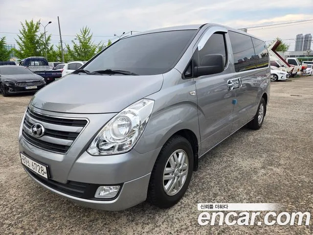 Hyundai Starex
