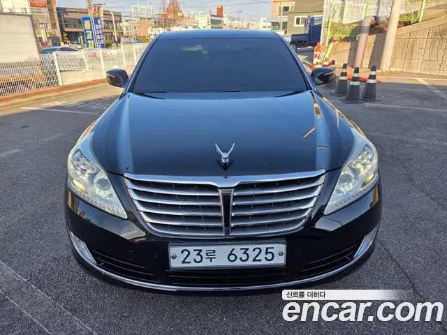 Hyundai Equus